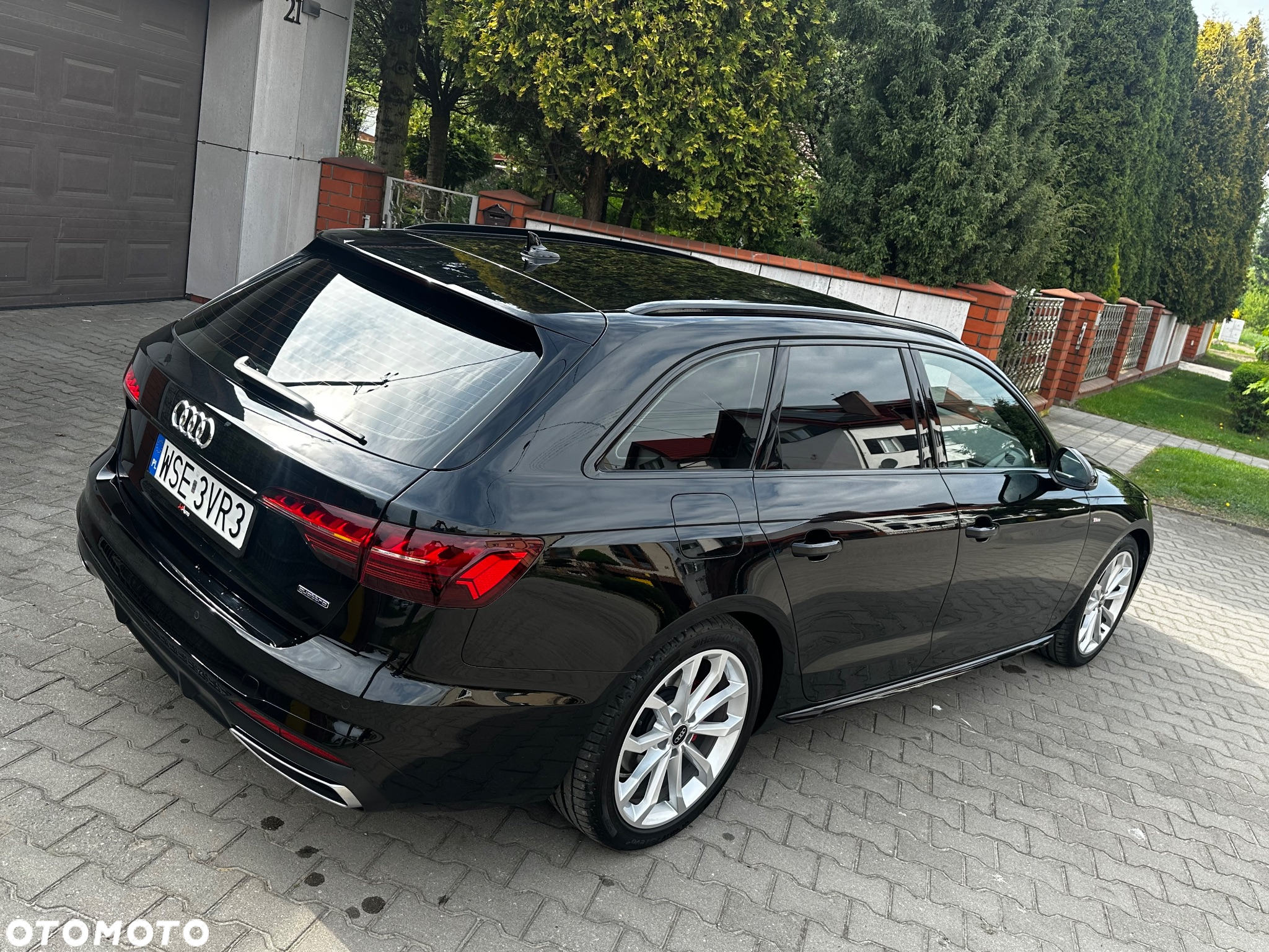 Audi A4 Avant 40 TFSI quattro S tronic S line - 12