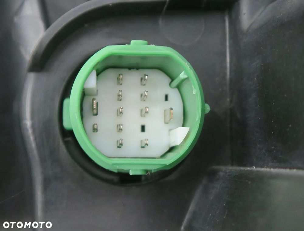 ALFA ROMEO GIULIA reflektor Bi XENON skrętny D3S 35W LED 12 PIN OE - 5