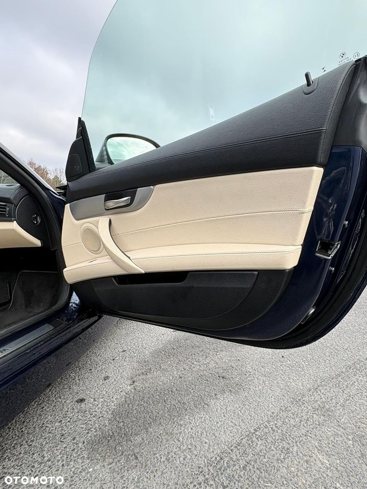 BMW Z4 35is sDrive - 10