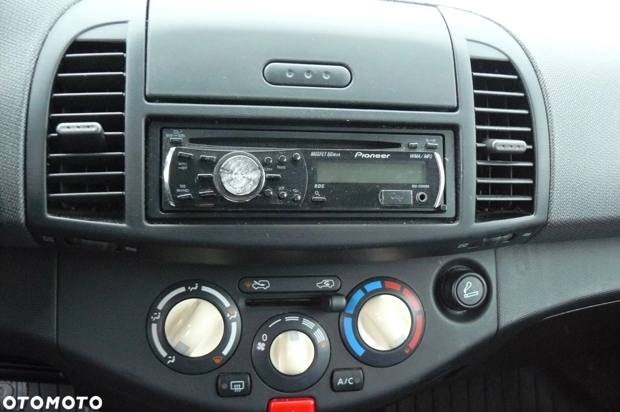 Nissan Micra - 16