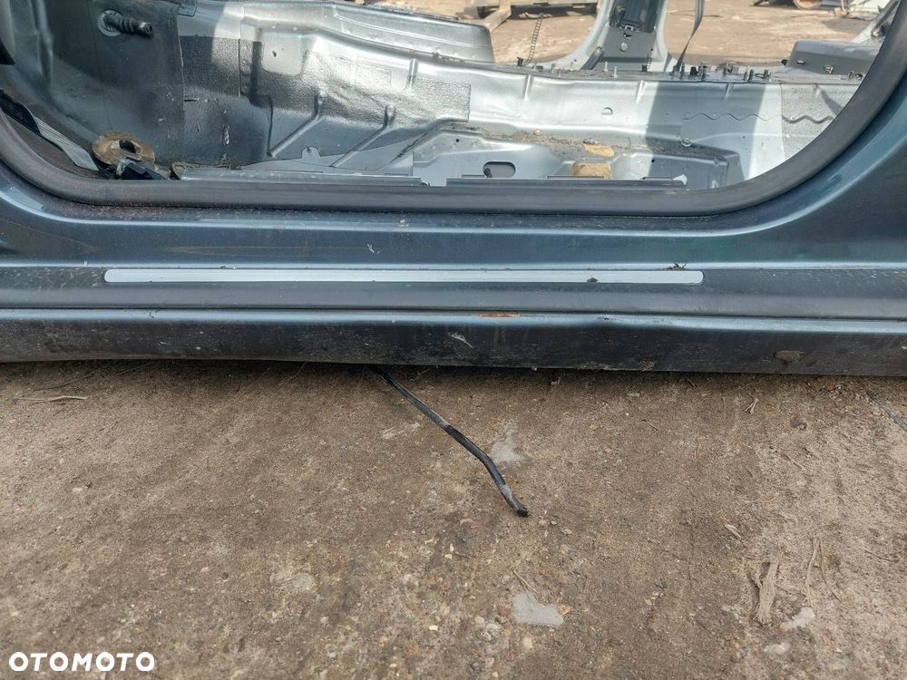 PRÓG LEWY + SŁUPEK ŚRODKOWY AUDI A6 C6 SEDAN KOMBI - 3