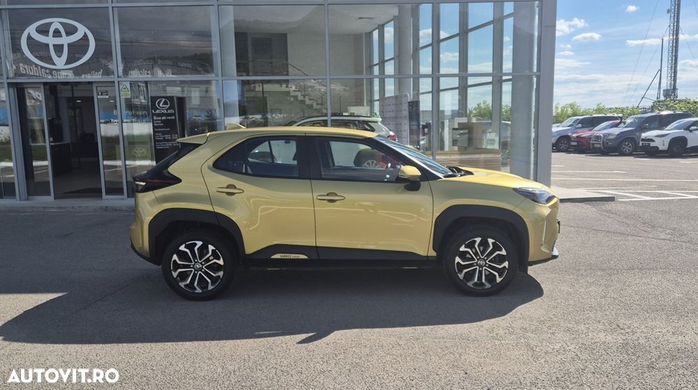 Toyota Yaris Cross 1.5 VVT-i HSD 4x2 Dynamic - 6
