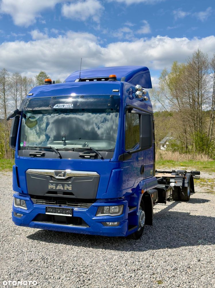 MAN TGL 12.250  /  NOWY MODEL / SYPIALKA / JAK NOWY /E6 /  SERWISOWANY / 2021 / AUTOMAT /  FIRANKA / SPROWADZONY / PIERWSZY WŁAŚCICIEL / LAWETA / KONTENER / DO BYDŁA / POMOC DROGOWA - 15