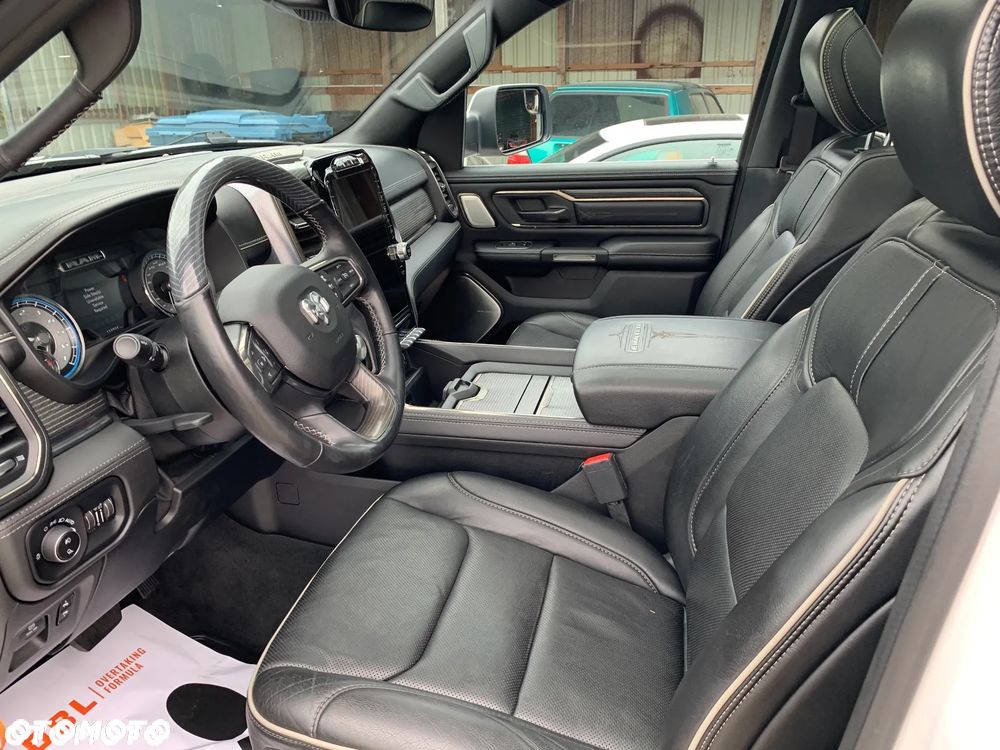 RAM 1500 5.7 Crew Cab Limited - 9