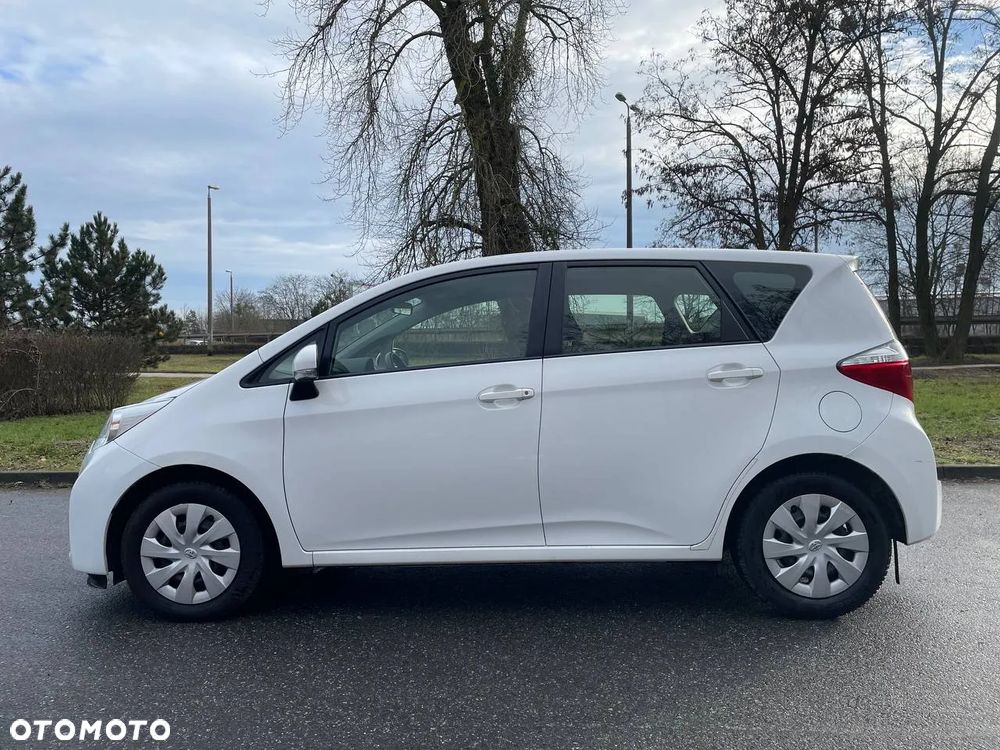 Toyota Verso S 1.4 D-4D Premium - 8
