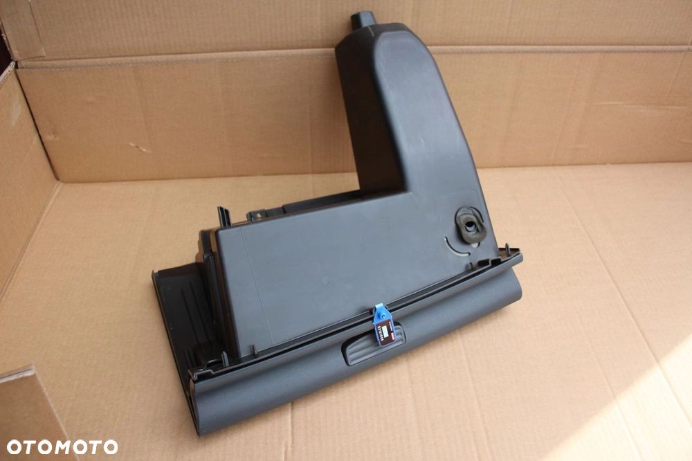 Schowek pasażera kompletny MITSUBISHI COLT VI Z30 oryginalny Europa (1009) - 3