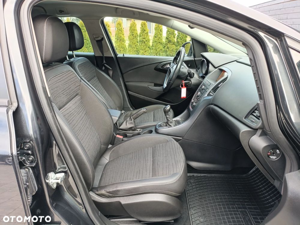 Opel Astra - 16