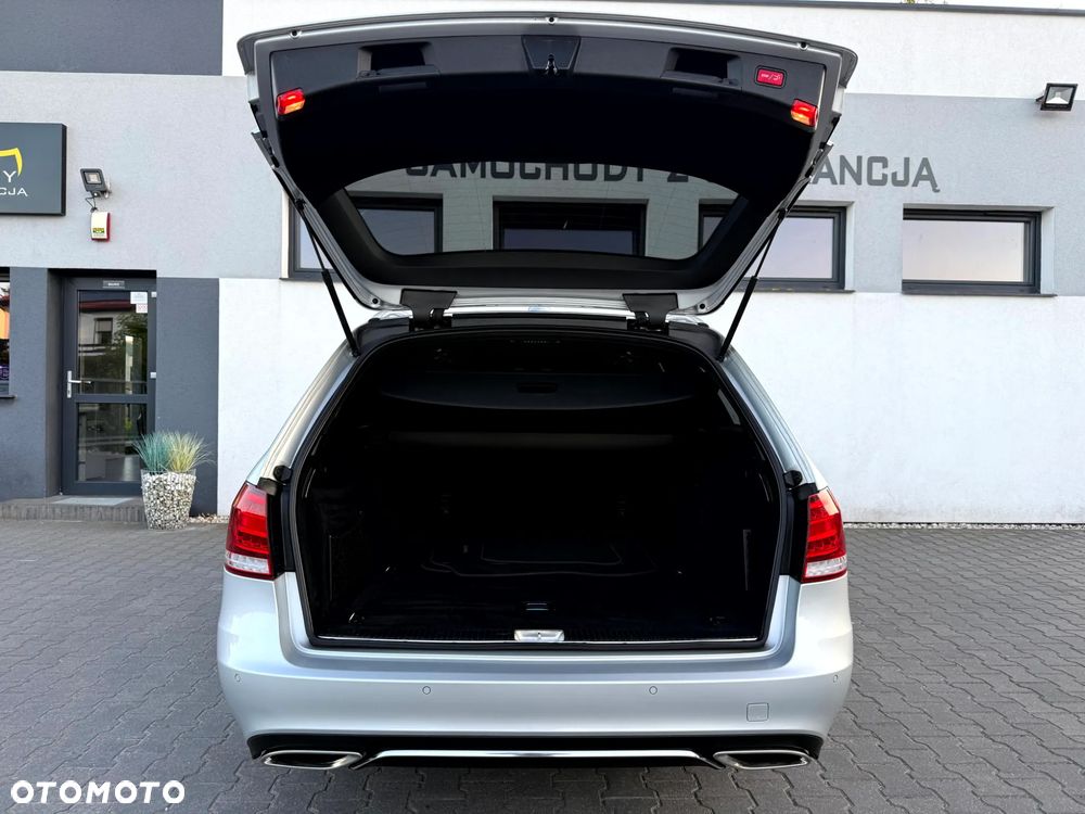 Mercedes-Benz Klasa E 220 CDI Automatik Avantgarde - 32