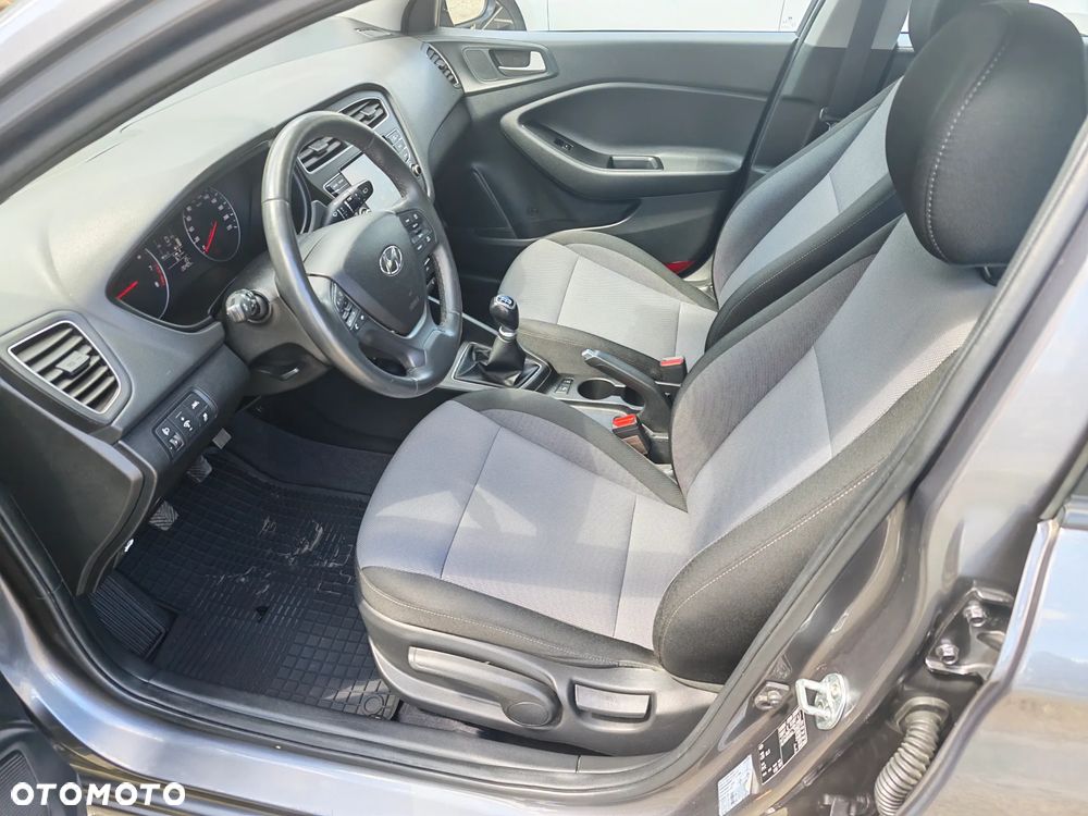 Hyundai i20 1.2 Comfort - 21