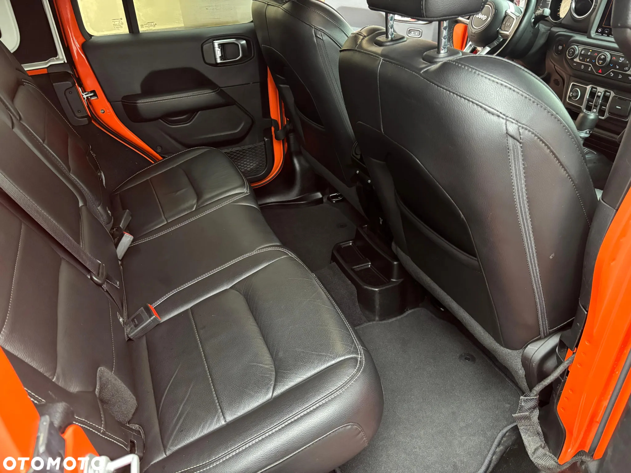 Jeep Wrangler - 25