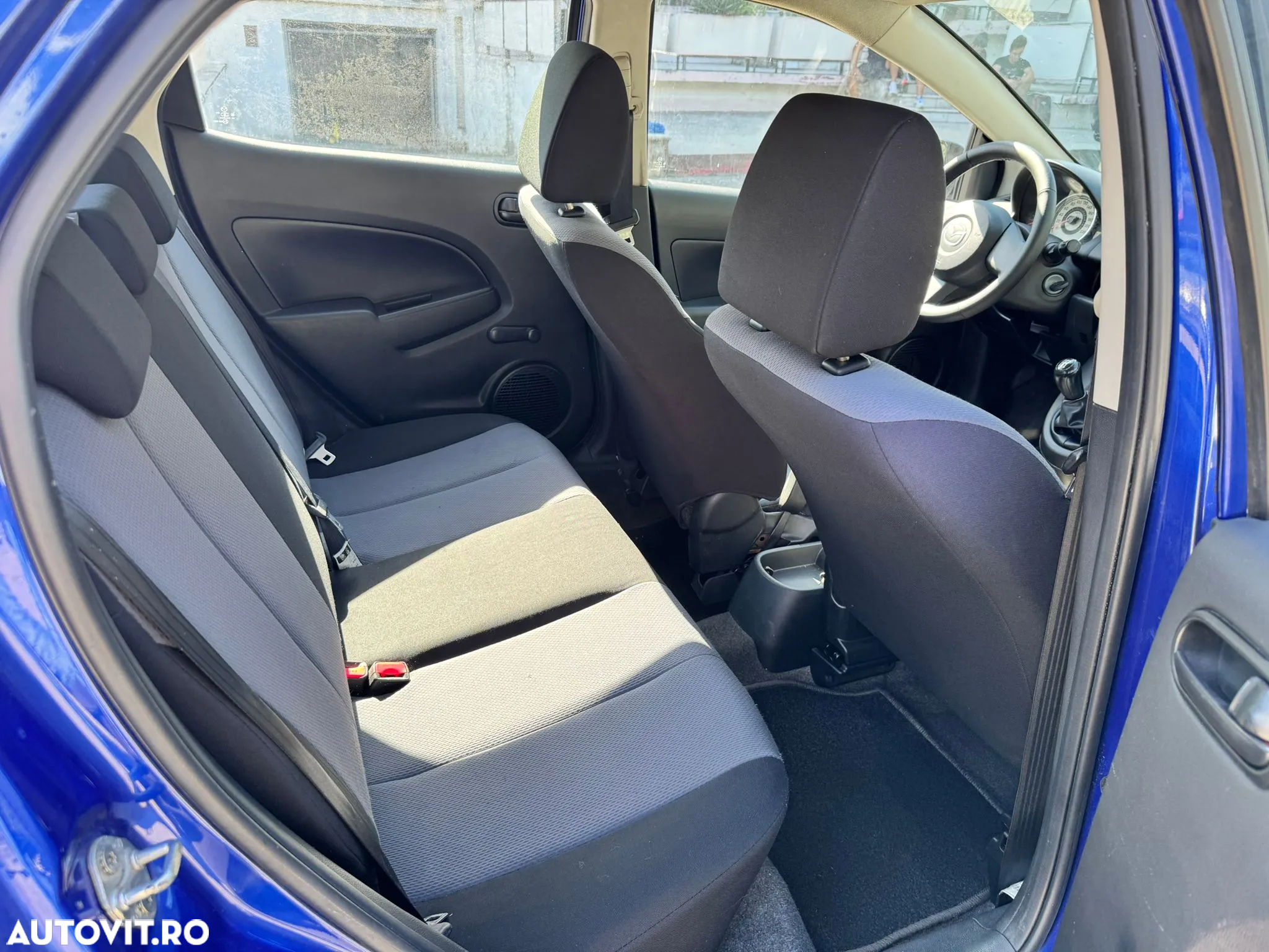 Mazda 2 1.3i CE Pro - 12
