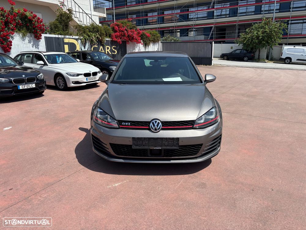 VW Golf GTI Performance BlueMotion DSG - 2