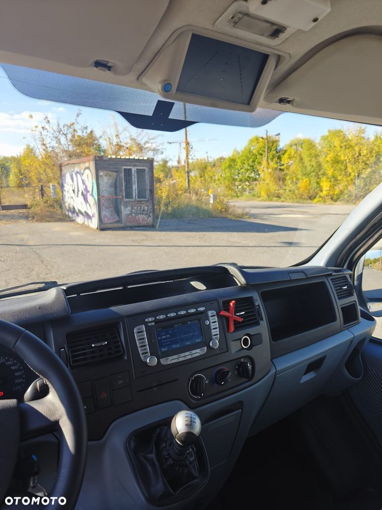 Ford Transit 350L Trend FWD - 6