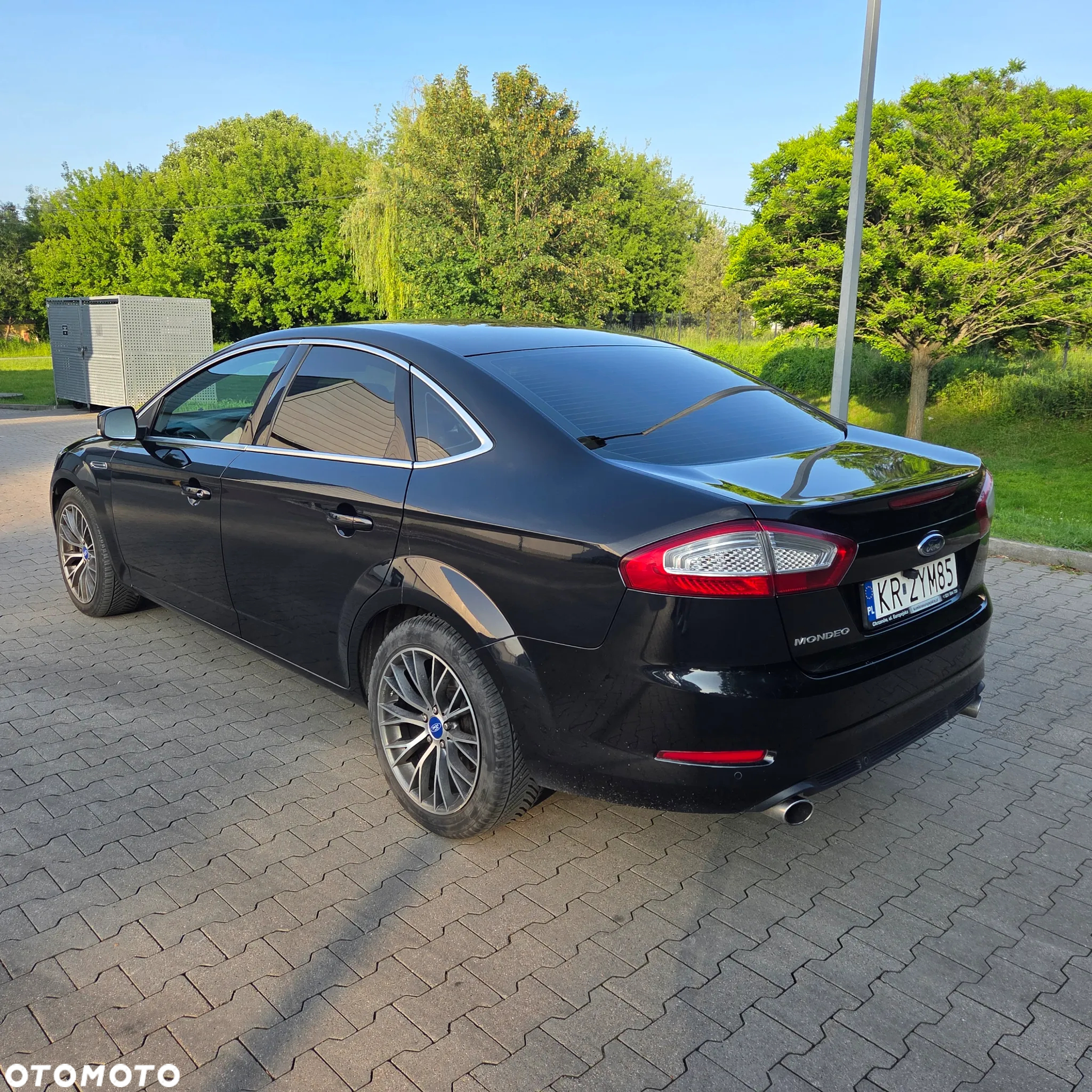 Ford Mondeo 2.0 EcoBoost Titanium - 14