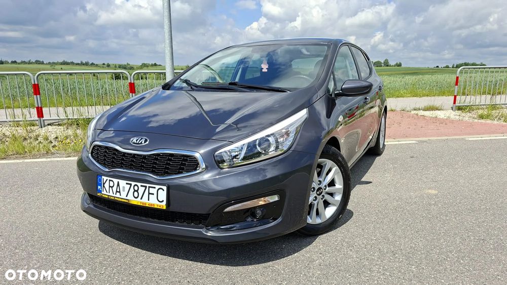 Kia Ceed 1.4 Business Line - 32