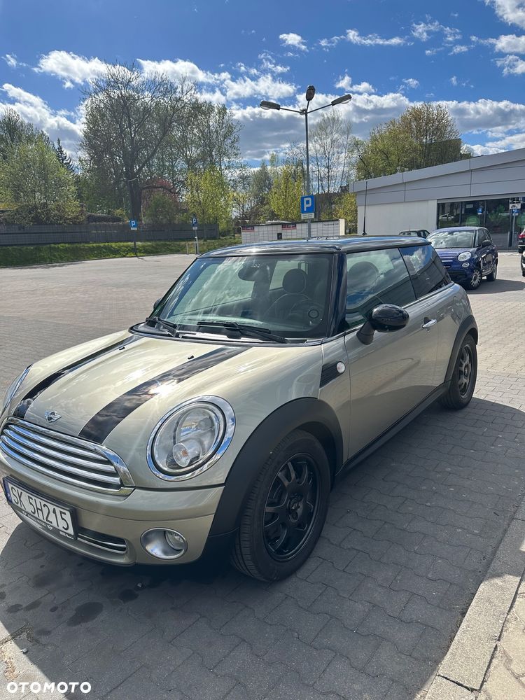 MINI Cooper Standard - 1