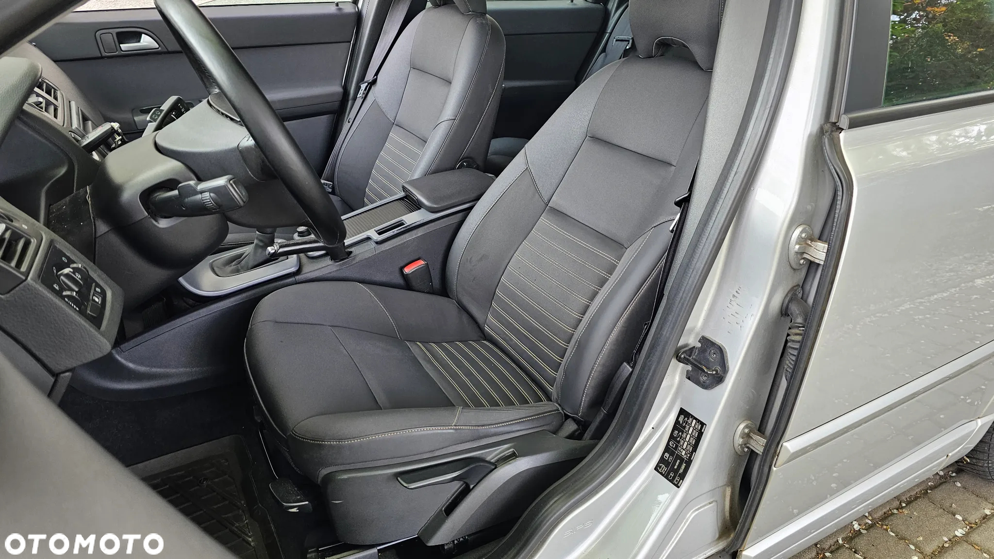 Volvo V50 - 16
