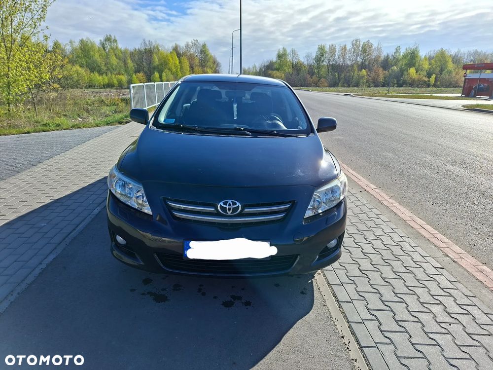 Toyota Corolla 1.6 VVT-i Luna - 1