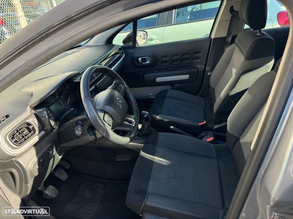 Citroën C3 1.2 PureTech Feel - 26