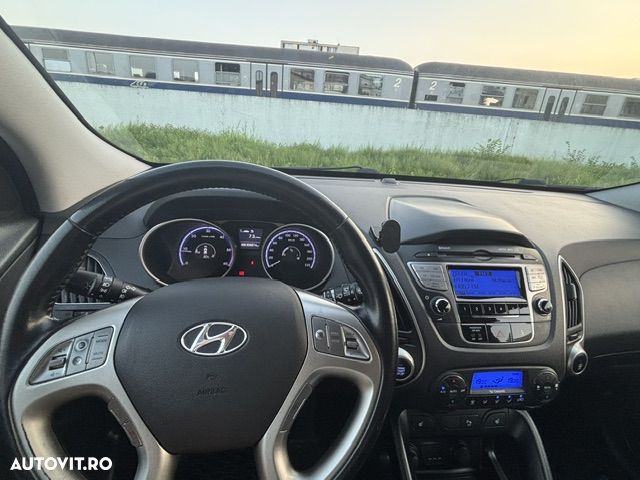Hyundai ix35 2.0 CRDI 4WD Style - 9