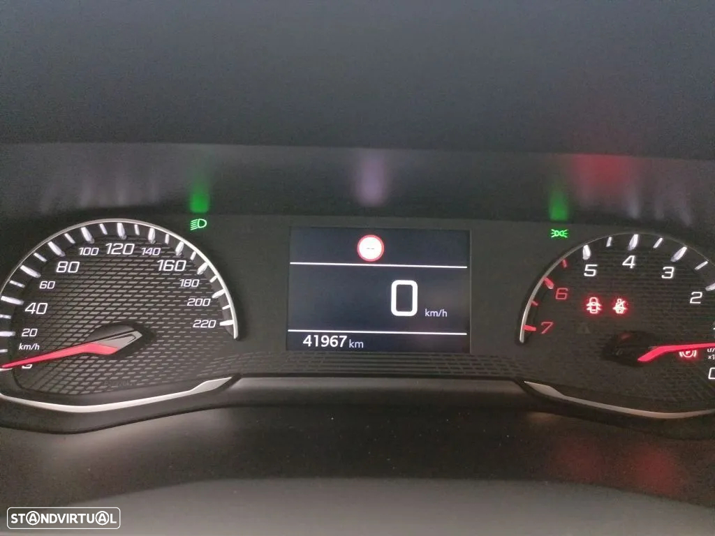Peugeot 208 1.5 BlueHDi Allure - 8