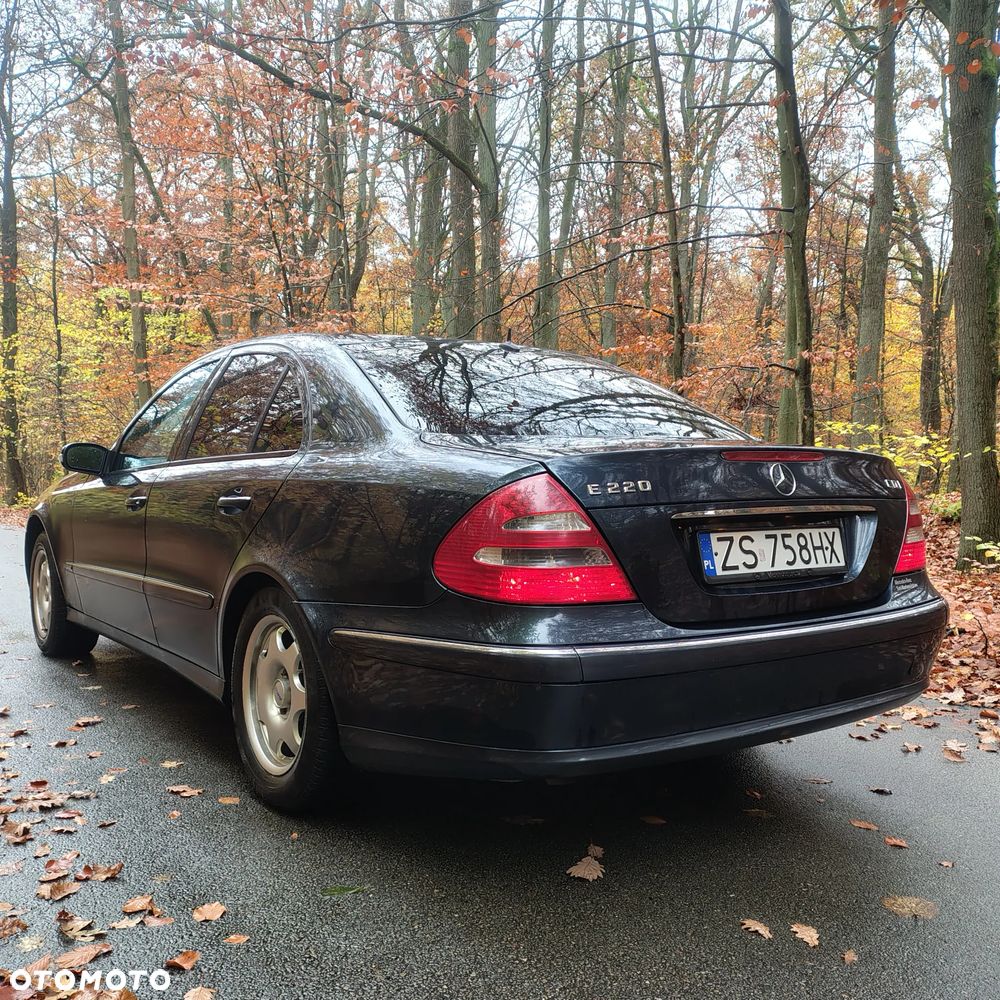 Mercedes-Benz Klasa E - 4