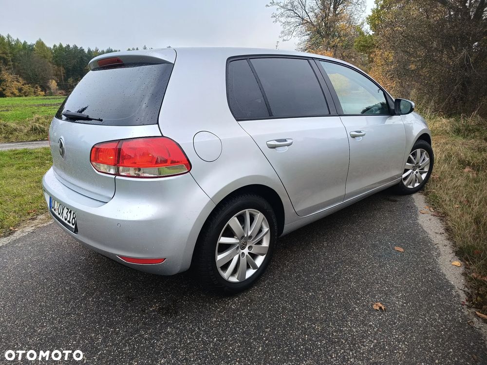 Volkswagen Golf - 5