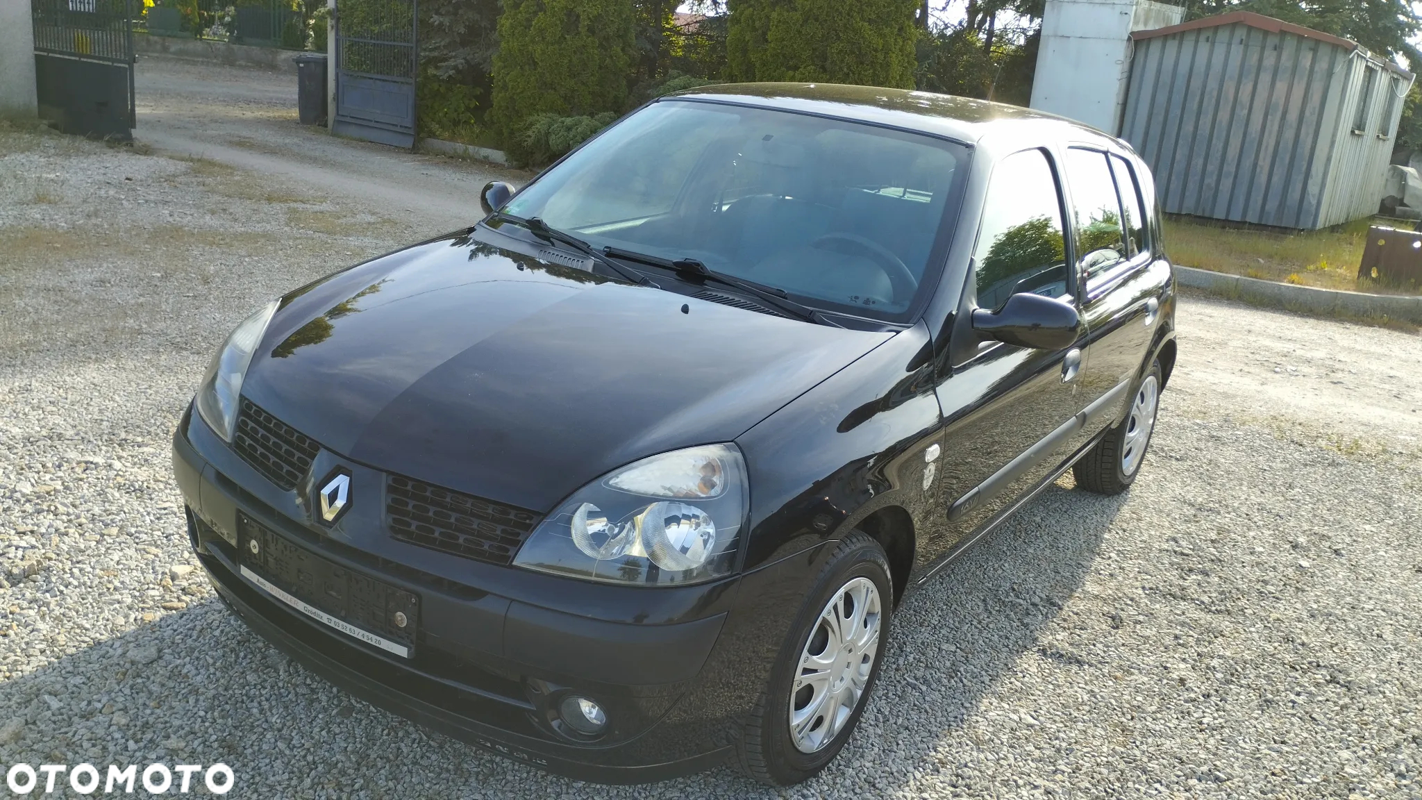 Renault Clio 1.2 16V 75 Collection - 5