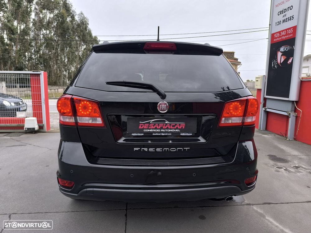 Fiat Freemont 2.0 M-Jet Urban - 13