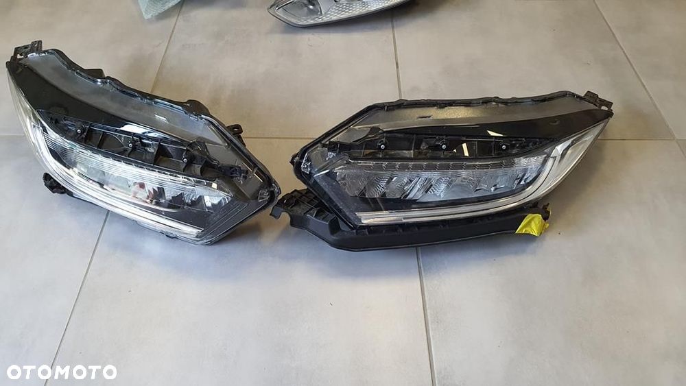 Honda hr-v II 2020 lift reflektor full led
