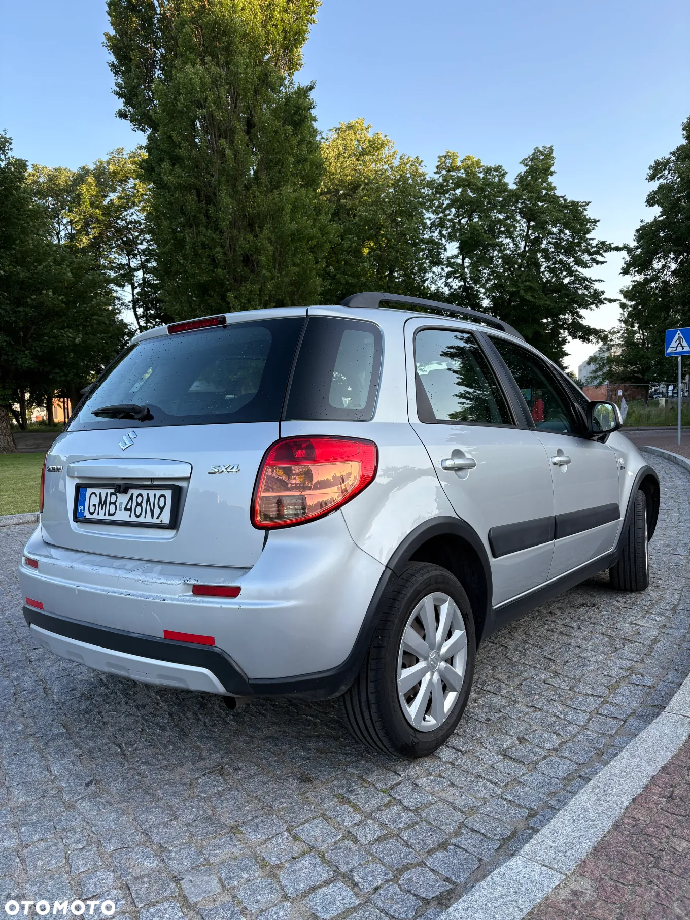 Suzuki SX4 - 10