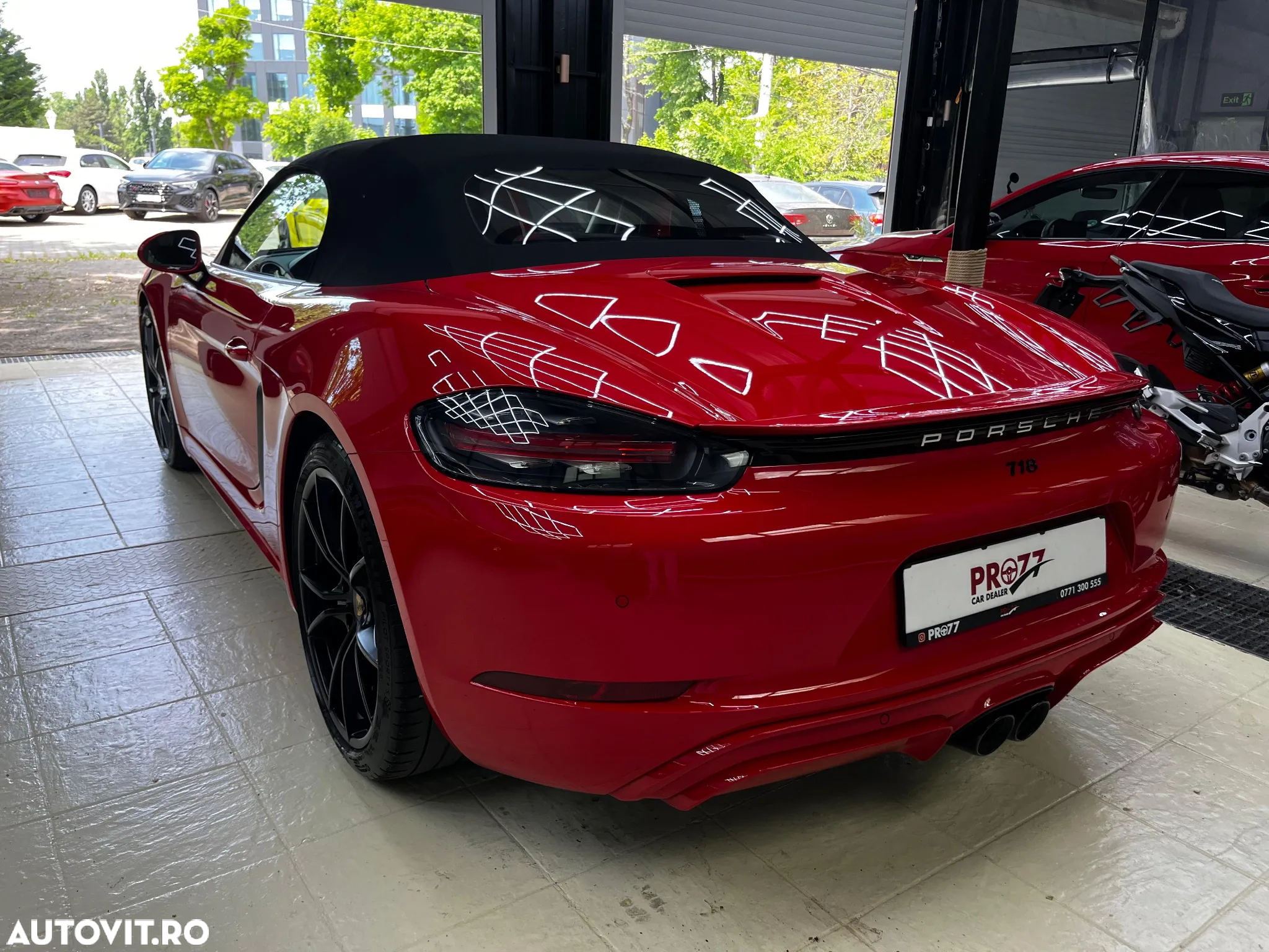 Porsche Boxster 718 PDK - 4