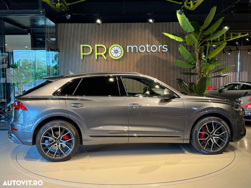 Audi SQ8 - 11