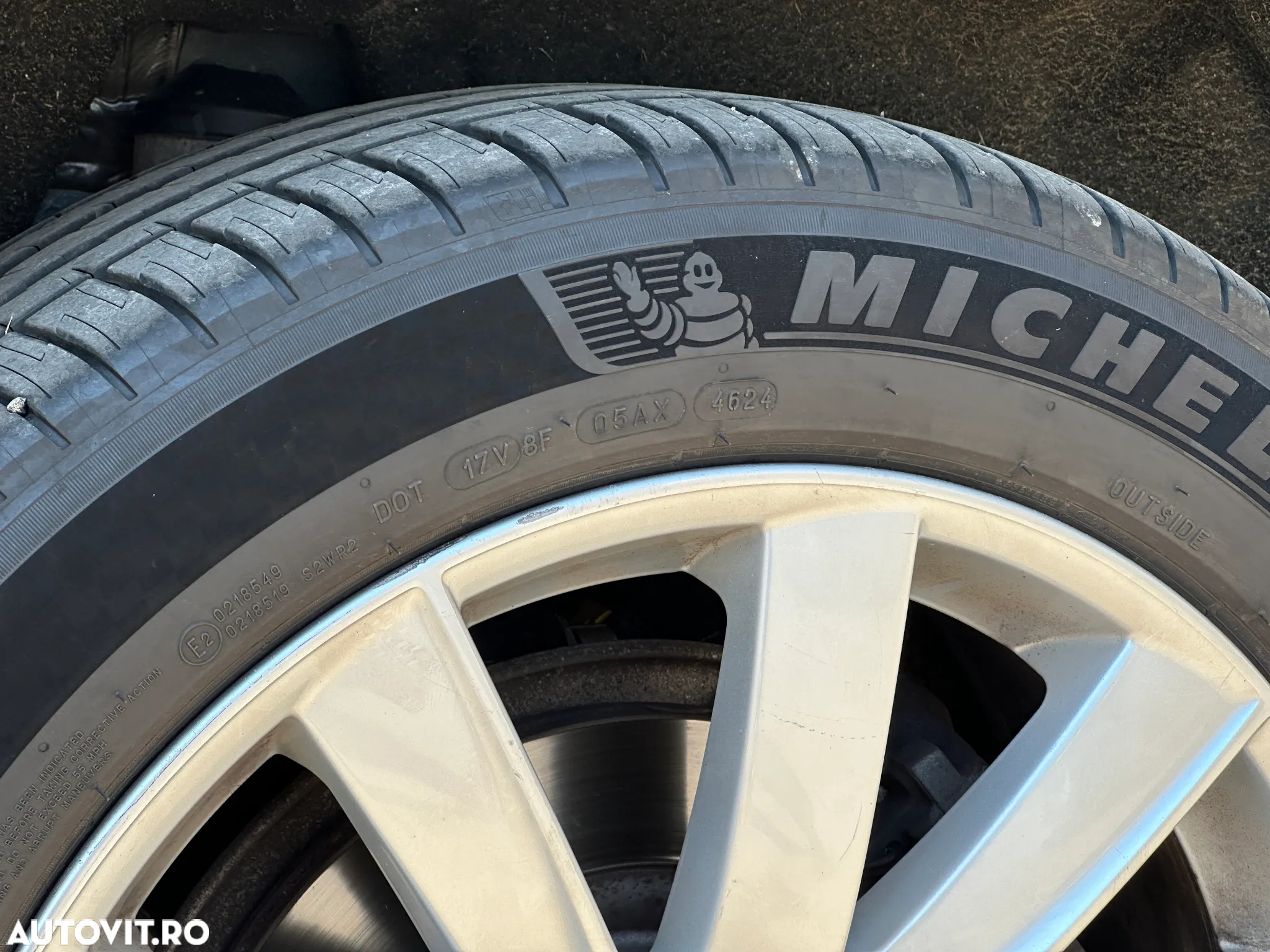 Volvo XC 90 D5 AWD Geartronic Momentum - 26