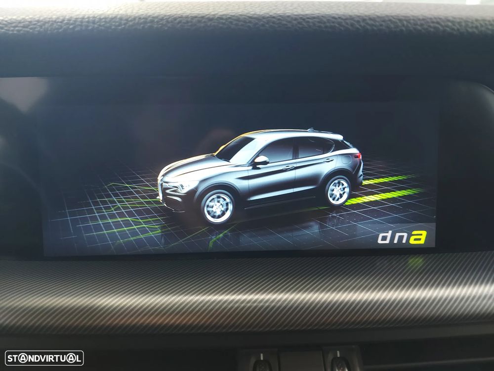 Alfa Romeo Stelvio 2.2 D Sprint AT8 - 40