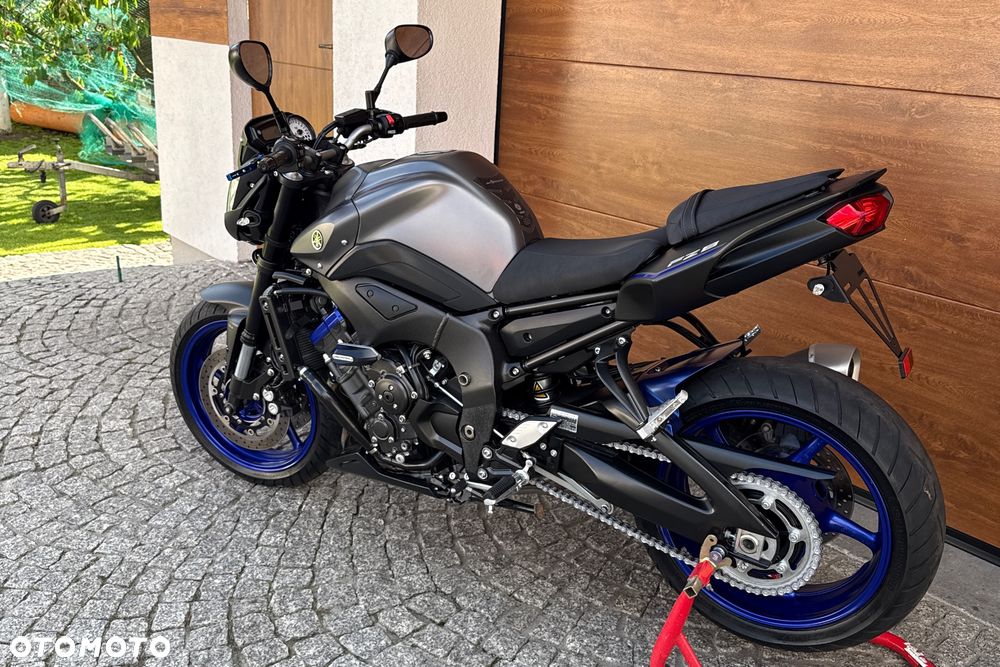 Yamaha FZ8 - 19