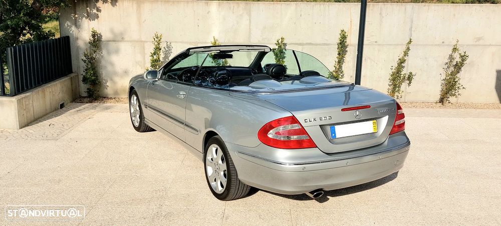 Mercedes-Benz CLK 200 Elegance - 12