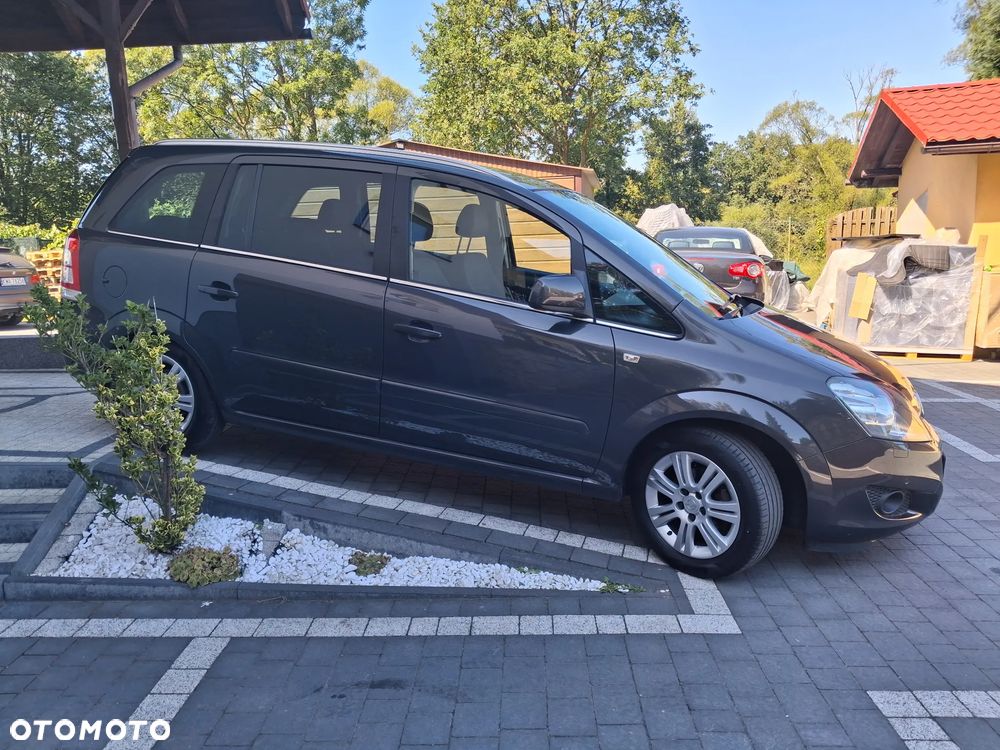 Opel Zafira - 3