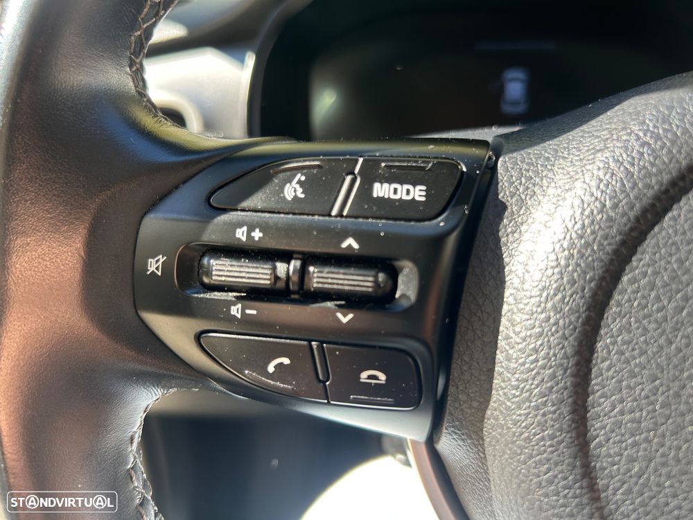 Kia Stonic 1.2 MPi Vibe - 21