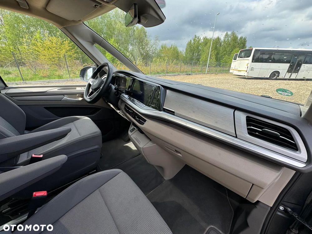 Volkswagen Multivan - 19