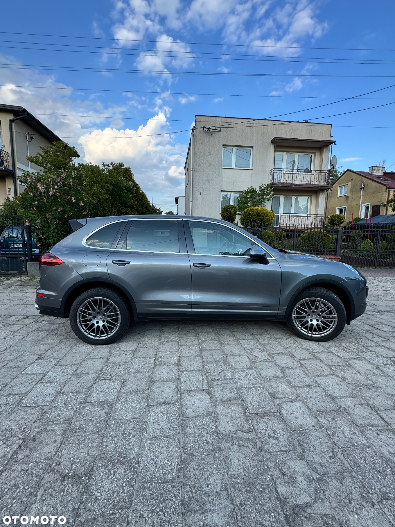 Porsche Cayenne - 5