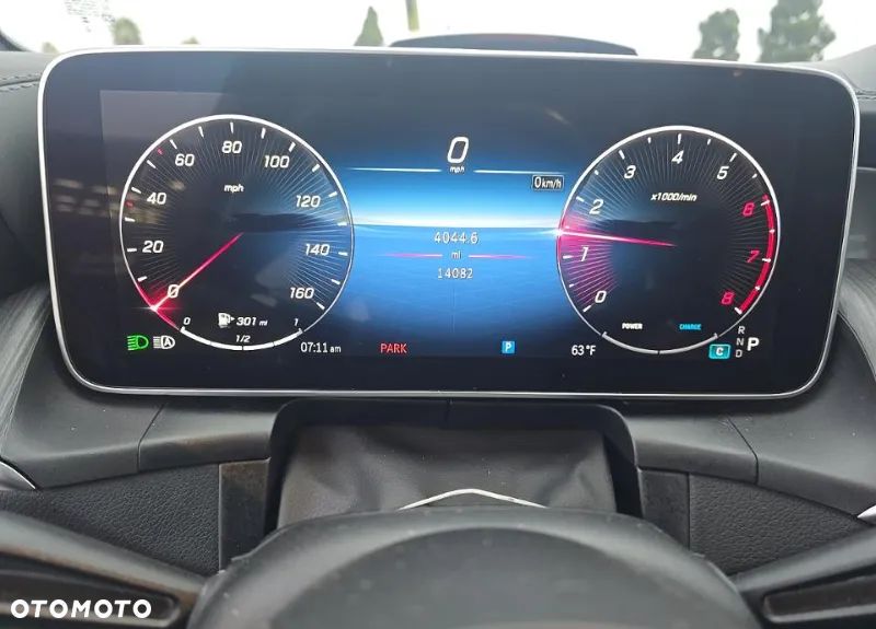 Mercedes-Benz GLC 300 4Matic 9G-TRONIC AMG Line - 9