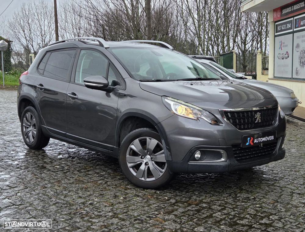 Peugeot 2008 1.2 PureTech Signature - 1