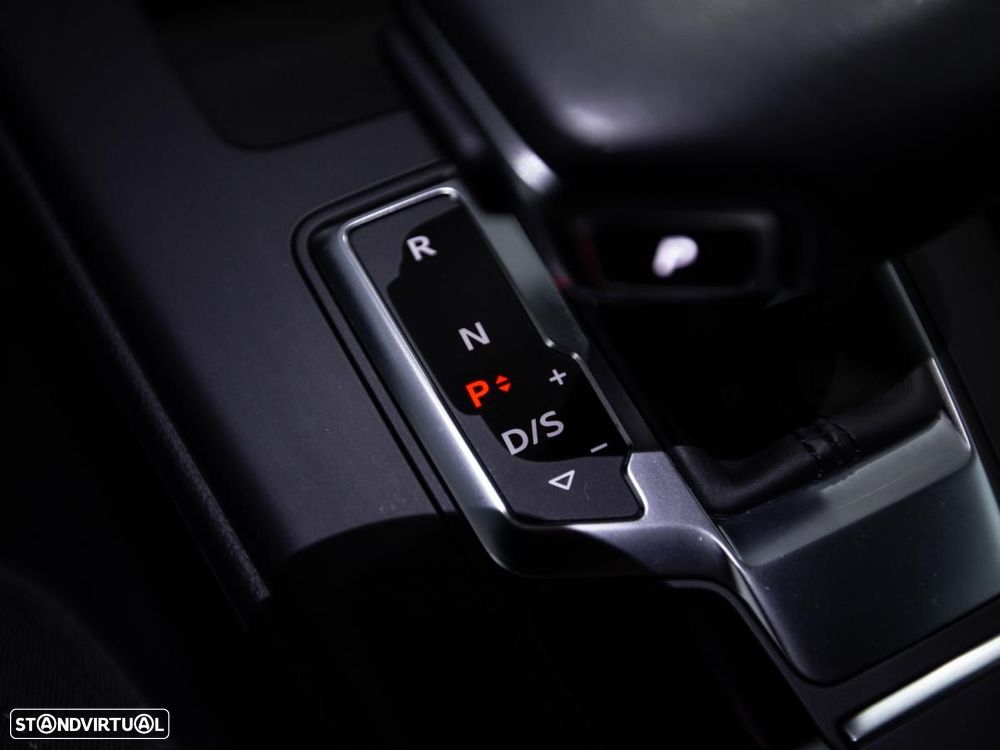 Audi A4 Avant 30 TDI S tronic - 19