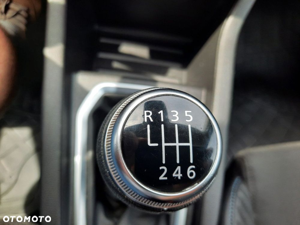 Renault Clio - 38