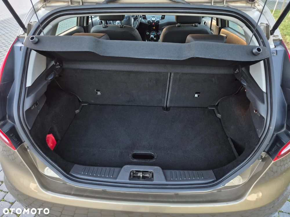 Ford Fiesta - 35