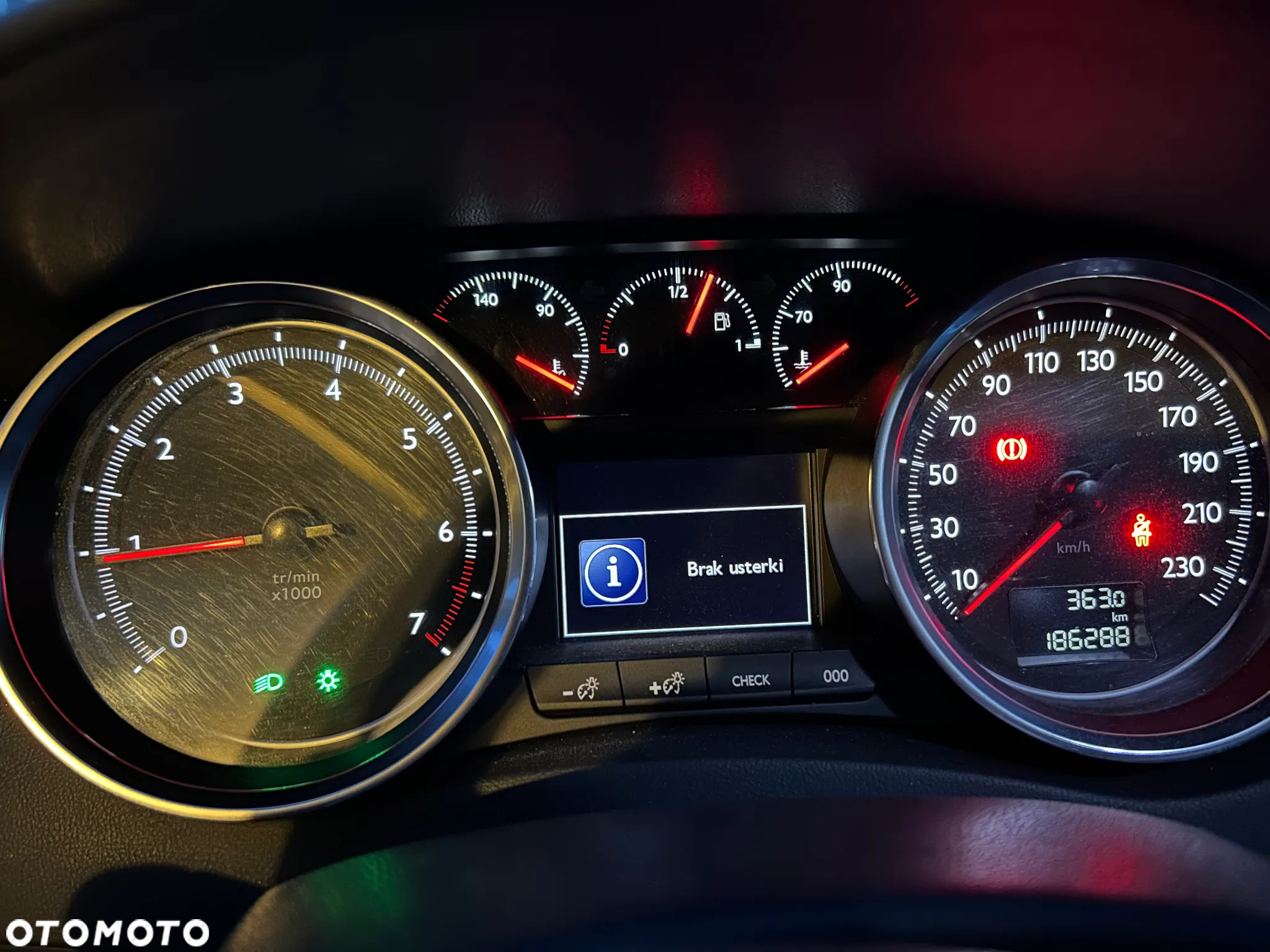 Peugeot 508 1.6 T Allure - 9