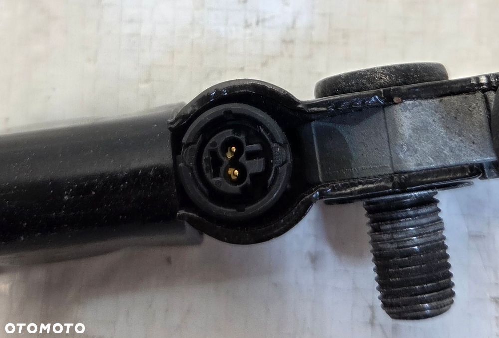 OPEL ASTRA K V NAPINACZ PASA PRAWY 39040719 - 4
