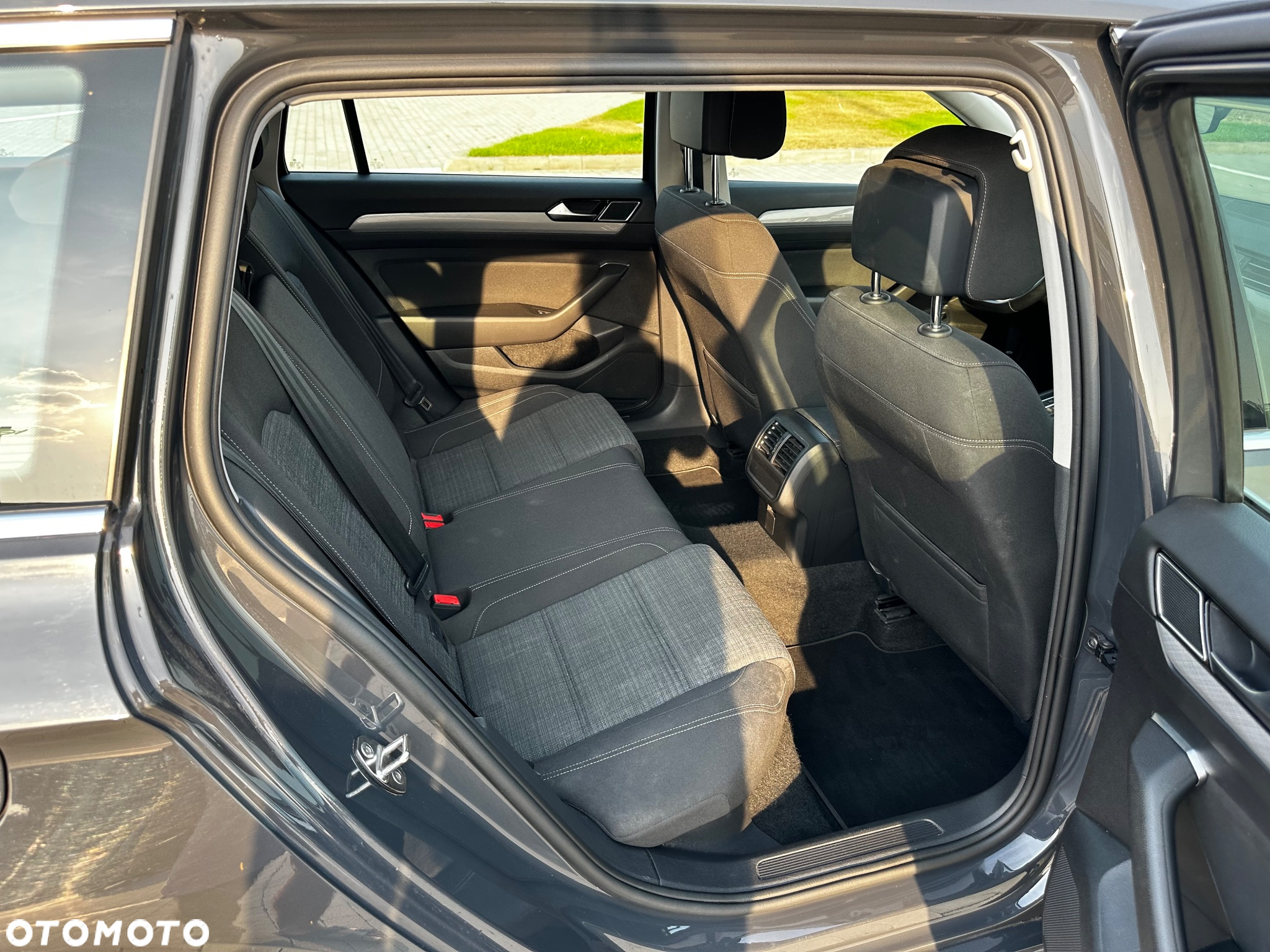 Volkswagen Passat 1.5 TSI EVO Business DSG - 14