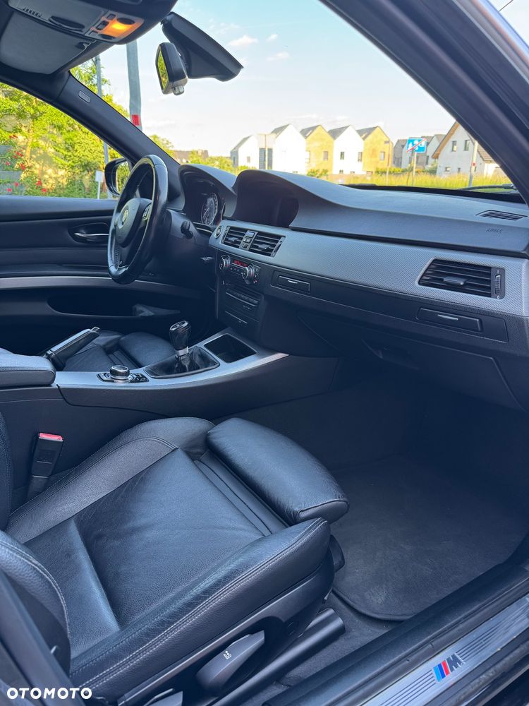 BMW Seria 3 318i Edition Sport - 17